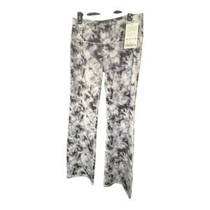 Bubble Lime Women's Size XL High Rise Bootcut Leggings Black Swirl Tie Dye NWT